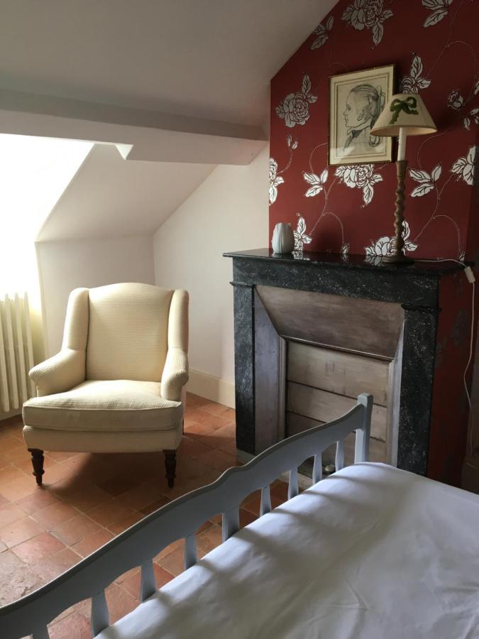 L' Huis-Au-Tilleul Quarre-les-Tombes Bagian luar foto